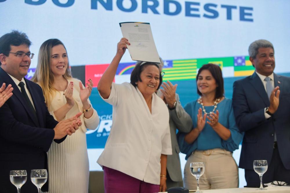 Em Natal, Jerônimo Rodrigues prestigia ato de posse da nova presidência do Consórcio Nordeste.