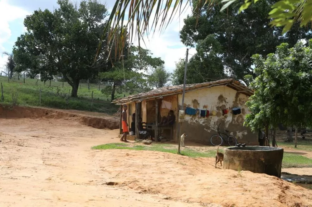 Defensor público federal na Bahia renuncia e aponta precarização na área de direitos humanos.