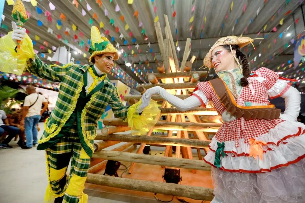 Com festejos em três pontos da cidade, Governo promove o maior São João da capital baiana.