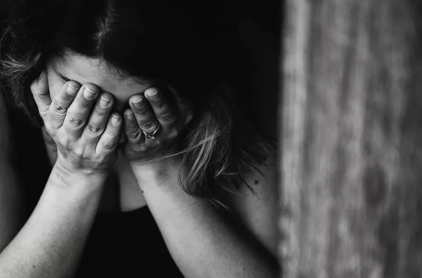 Mulheres vítimas de violência doméstica passam a ter prioridade em cirurgia reparadora.