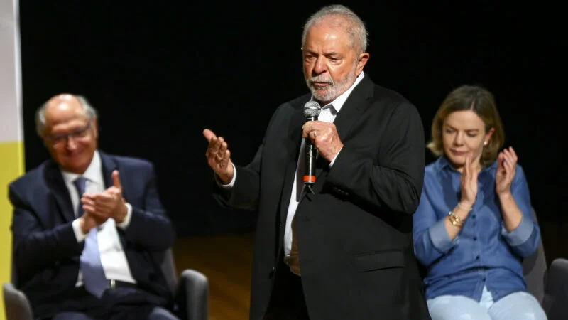 COMO SUPERAR AS AMEAÇAS À GOVERNABILIDADE DO GOVERNO LULA.