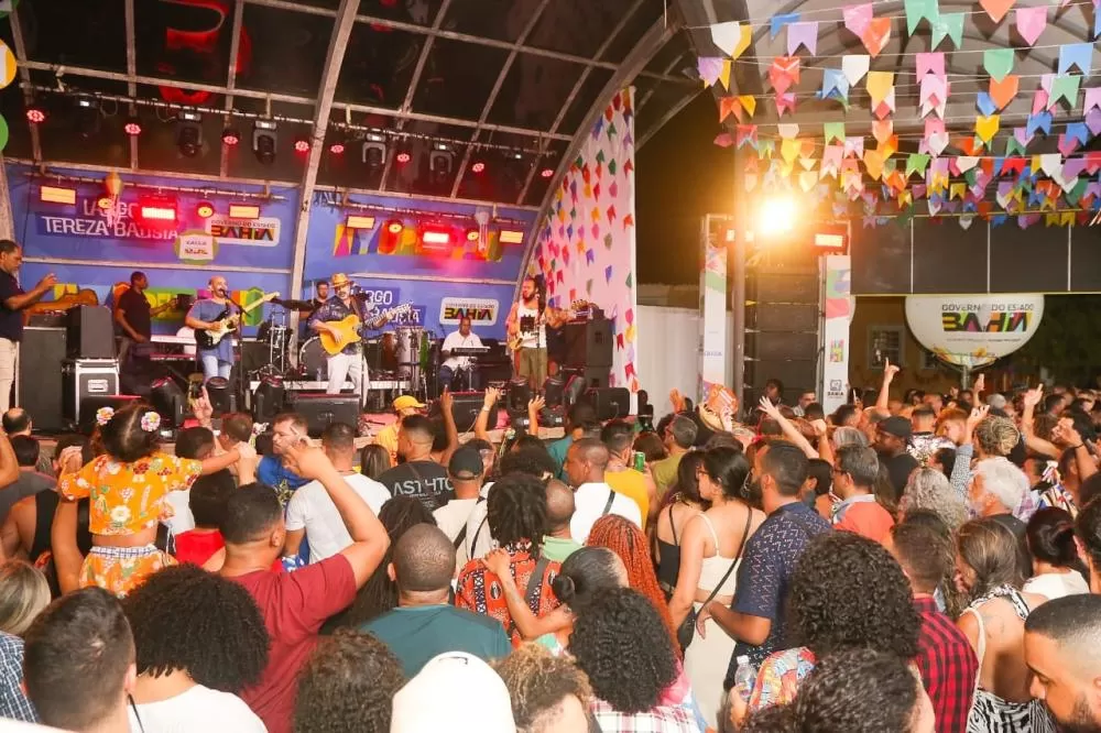 São João do Pelô: Praça Tereza Batista é palco de grandes encontros.