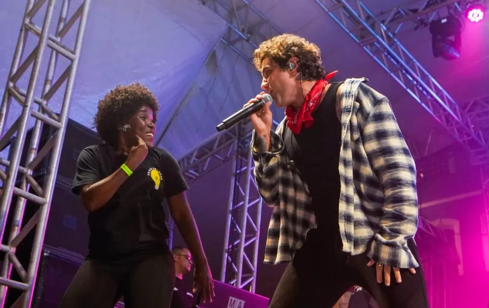 Jammil toca sucessos da banda, hits juninos e uma pitada de rock no São João do Pelô e Escandurras agita madrugada de Paripe.