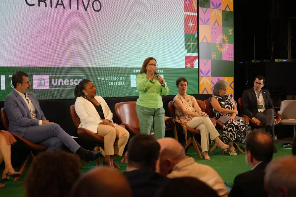 Lídice participa do lançamento do Brasil Criativo, política nacional voltada para as diretrizes da Economia Criativa.