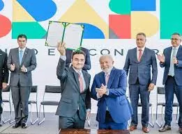 Decreto assinado pelo presidente Lula aprova Plano Nacional de Turismo.