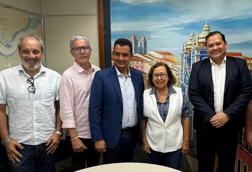 Lídice recebe prefeito eleito de Juazeiro. 