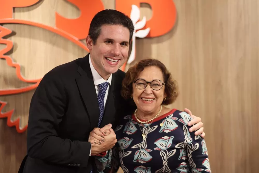 “Quanto mais unida a Câmara tiver, mais condição que nós teremos de ter o respeito da população”, afirma Lídice ao anunciar apoio a Hugo Mota para presidente da casa. 