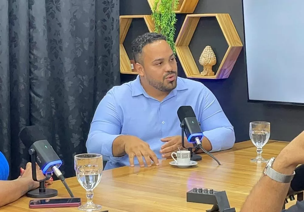 PSB encerra ação contra prefeita eleita de Lauro de Freitas, Débora Régis.