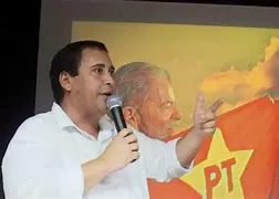 “O mundo inteiro olha para o Brasil assustado”, diz Éden sobre indiciamento de Bolsonaro por golpe.