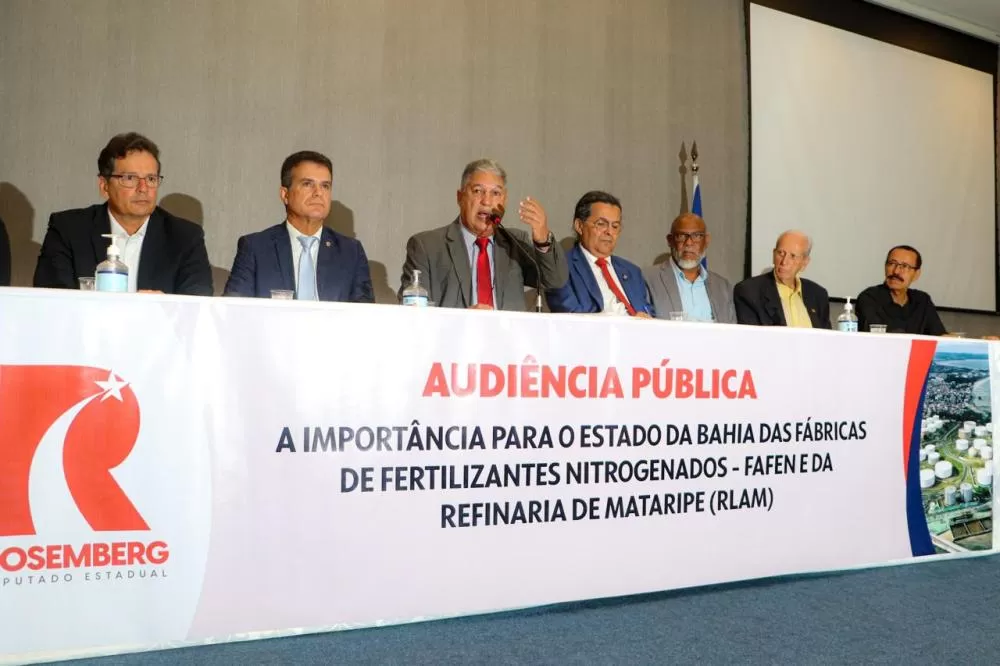 Audiência Pública discute retomada da produção de fertilizantes nitrogenados no estado e recompra de refinaria pela Petrobras.