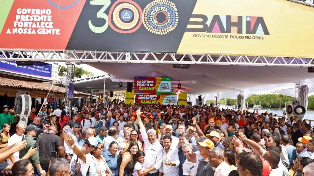 Governador Jerônimo registra marca de 300 municípios baianos visitados.