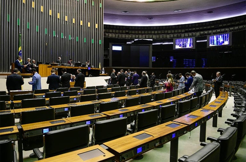 Congresso derruba vetos a recursos para modernização e infraestrutura de esporte