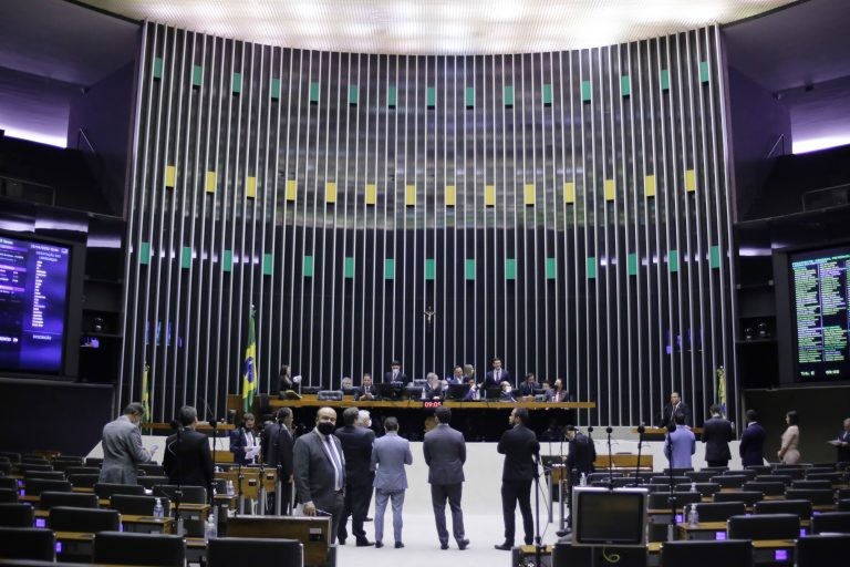 Congresso aprova três projetos; sessão desta quinta-feira é encerrada