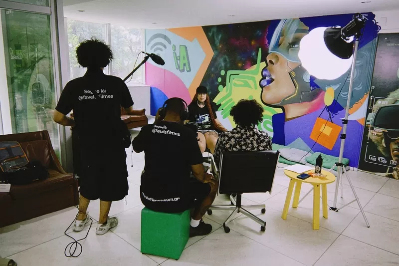 Favela Filmes, CUFA, Instituto Heineken e Rock in Rio formam jovens de favelas do Rio de Janeiro na segunda turma do Cri.Ativos da Favela.