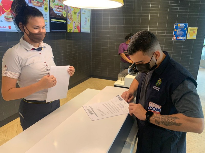 Procon-AM notifica McDonald’s por propaganda enganosa do sanduíche McPicanha