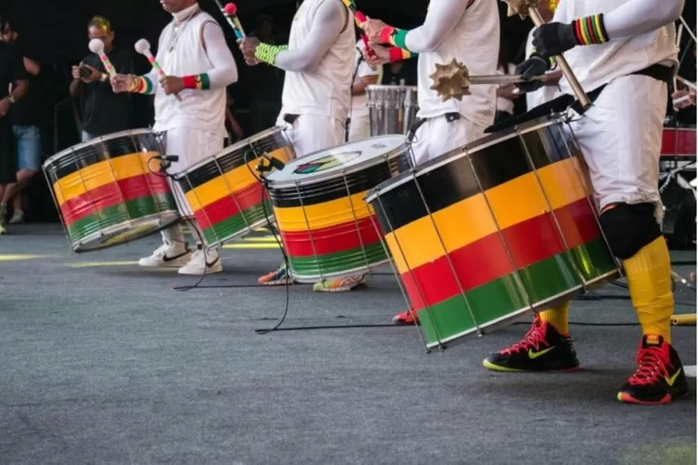 Bloco Olodum realiza Caminhada Percussiva Odoyá Yemanjá no dia 2 de fevereiro.