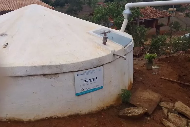 Cisternas garantem acesso à água e convivência com o Semiárido em comunidade quilombola.