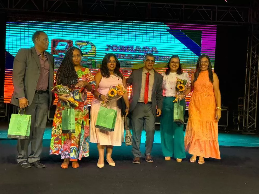 Secretário de educação de Camaçari, Márcio Neves, reforça compromisso com educadores na “Jornada Pedagógica 2025”.