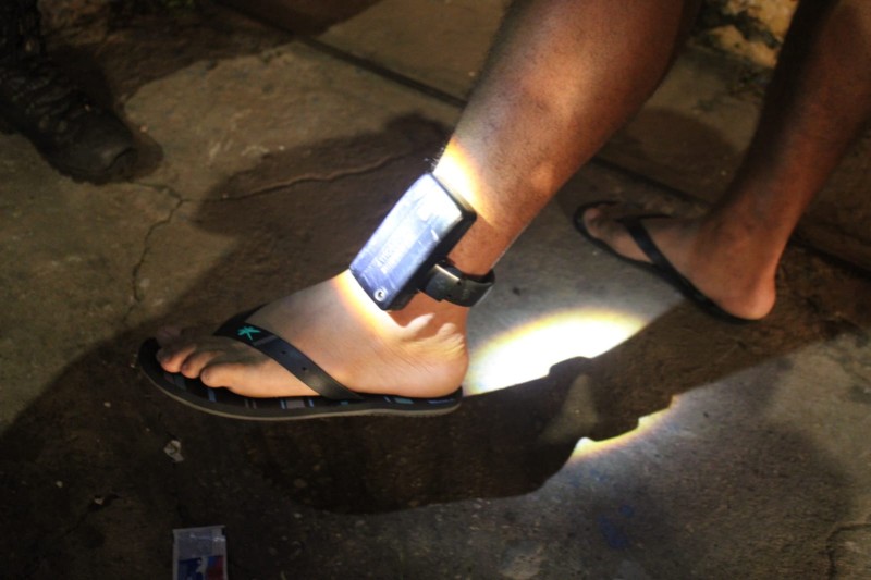 Sejus realiza operação para fiscalizar pessoas com tornozeleiras eletrônicas em Teresina