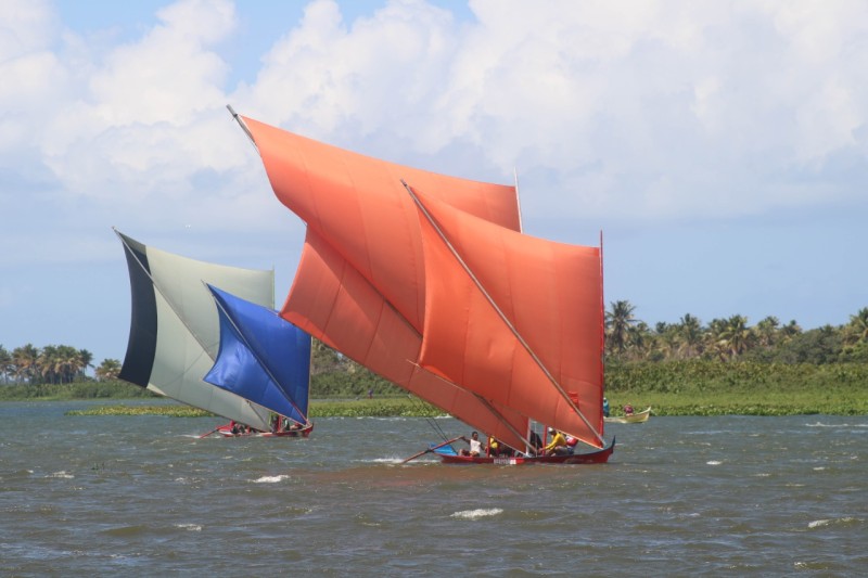 Corrida de Barco abrilhanta os festejos de Bom Jesus dos Navegantes do Povoado Penedinho
