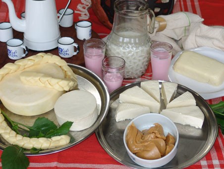 Emater-MG participa de Feira da Indústria de Lácteos no Sul de Minas 