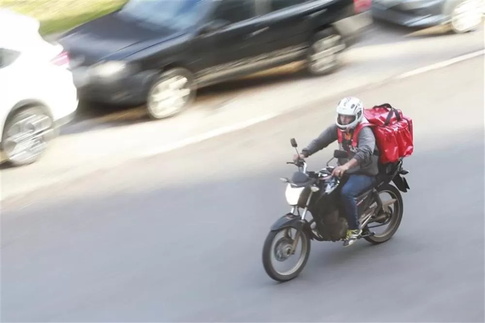 WhatsApp já representa 26% do faturamento com delivery nos bares e restaurantes