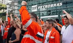 Greve de advertência teve forte adesão da categoria e cumpriu objetivo.