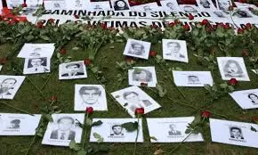  “Ainda Estamos Aqui”: 5ª Caminhada do Silêncio traz Vera Paiva e homenageia vítimas da ditadura.