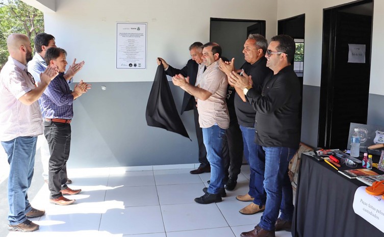 Governo do Tocantins inaugura salas de aula e lavanderia na Fazenda Agropecuária Penal de Cariri do Tocantins