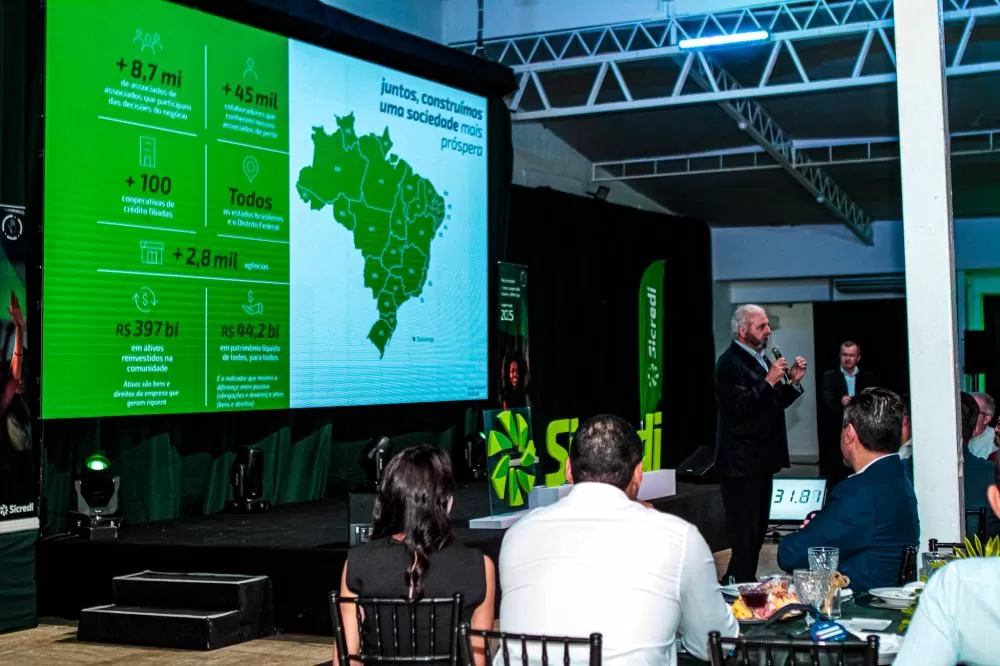 Sicredi Centro-Sul MS/BA realiza assembleias em Salvador, fortalecendo a participação dos associados.