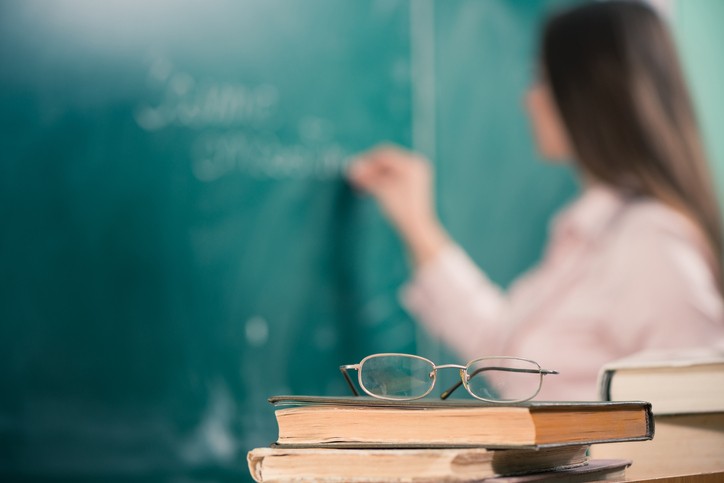 Prefeitura divulga resultado parcial do processo seletivo para contratação de professores e pedagogos
