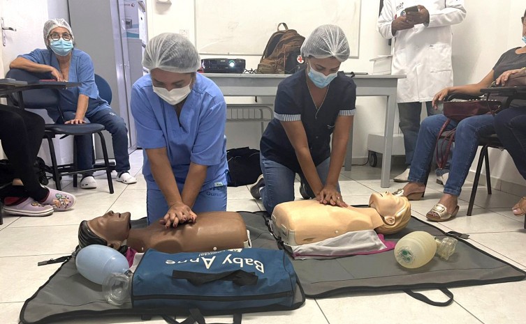 Hospital Regional de Gurupi realiza treinamento sobre suporte básico de vida