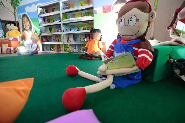 Governo Federal amplia investimento no programa Cantinhos da Leitura.