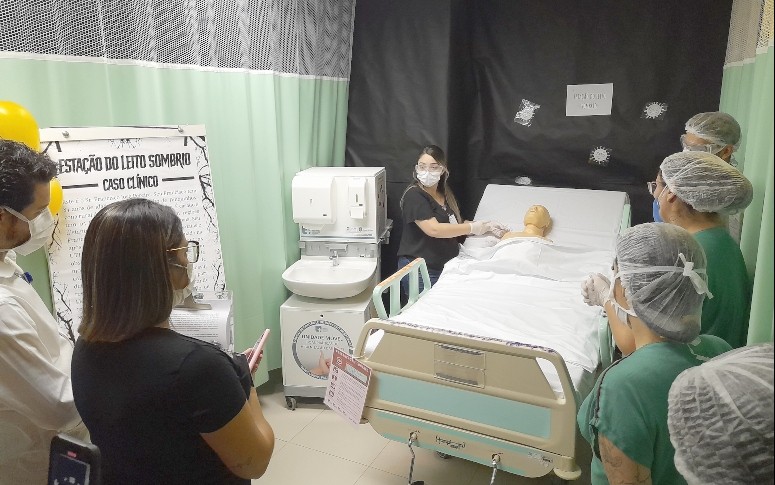 Exposição interativa busca sensibilizar colaboradores do HRSC para a higienização das mãos e a prevenção de infecções hospitalares