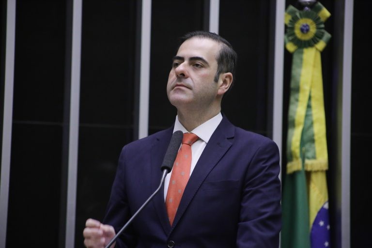 Câmara aprova medida provisória que prorroga incentivo a empresas de exportação