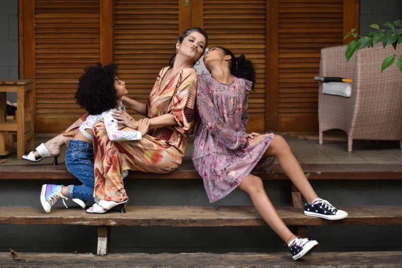 A maternidade real de mulheres que trabalham com influência digital