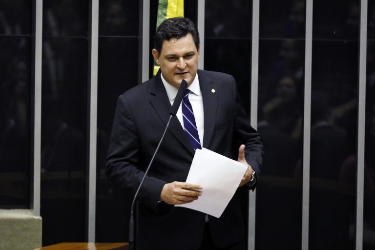 Projeto institui regiões de saúde interestaduais no SUS