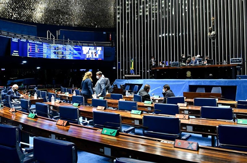 MPs e indicações de autoridades podem ser votadas nesta quinta-feira
