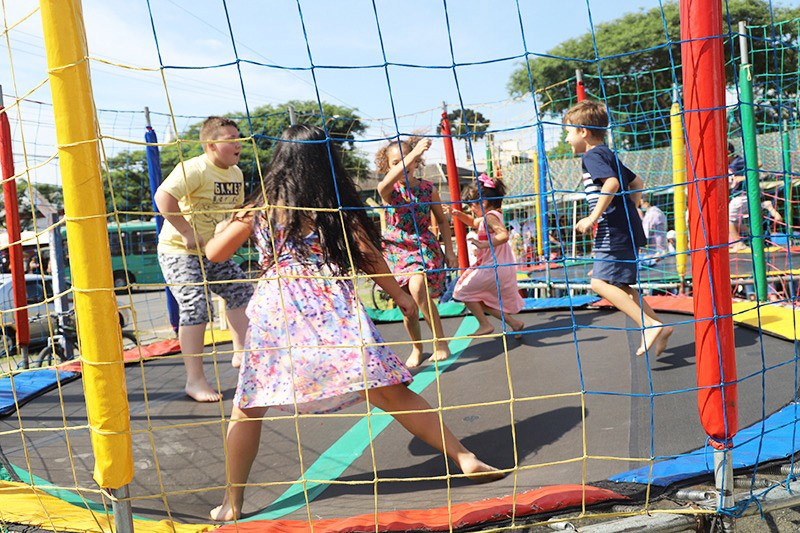 Para alcançar mais 196 municípios, Estado instala Comitê Gestor do Criança Feliz