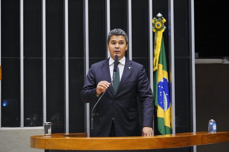 Projeto institui campanha de conscientização sobre teste do pezinho