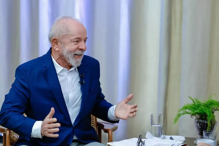 Lula destaca papel da Bahia na indústria automobilística nacional.