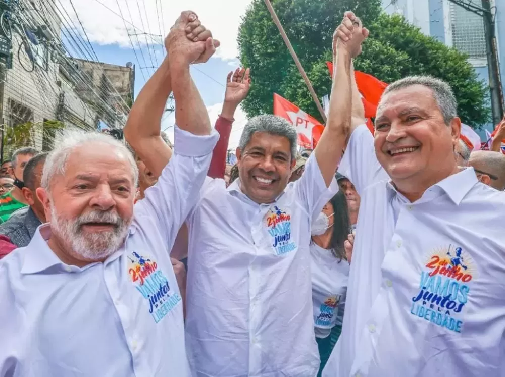 Petistas de mais de 380 municípios vão às urnas escolher novos presidentes do PT na Bahia.