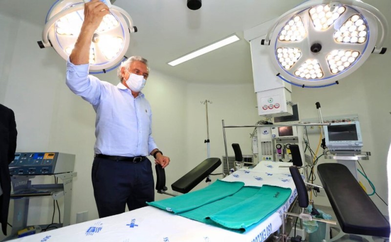 Caiado inaugura UTIs neonatal e maternidade do Hospital de Uruaçu