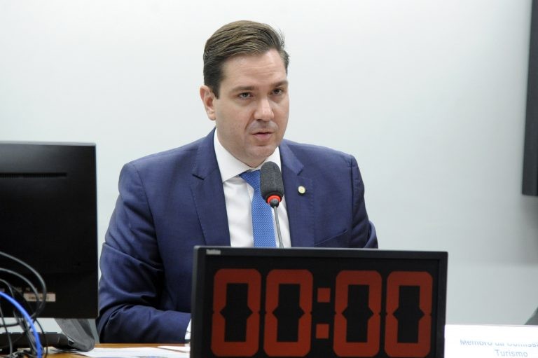 CCJ aprova semana de reciclagem e meio ambiente nas escolas