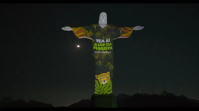Cristo Redentor recebe projeção e marca 100 dias para a COP 30.