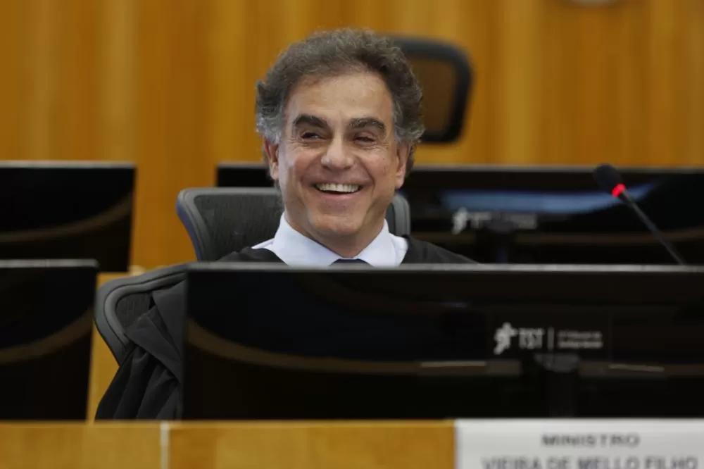 Ministro Vieira de Mello Filho é eleito presidente do TST para o biênio 2025/2027.