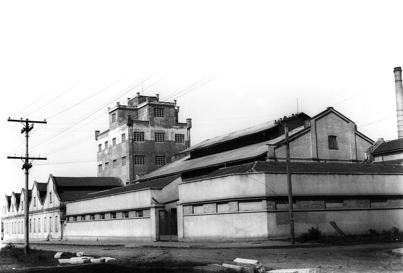 Arquiteta lança na Biblioteca Pública livro sobre o patrimônio industrial de Curitiba