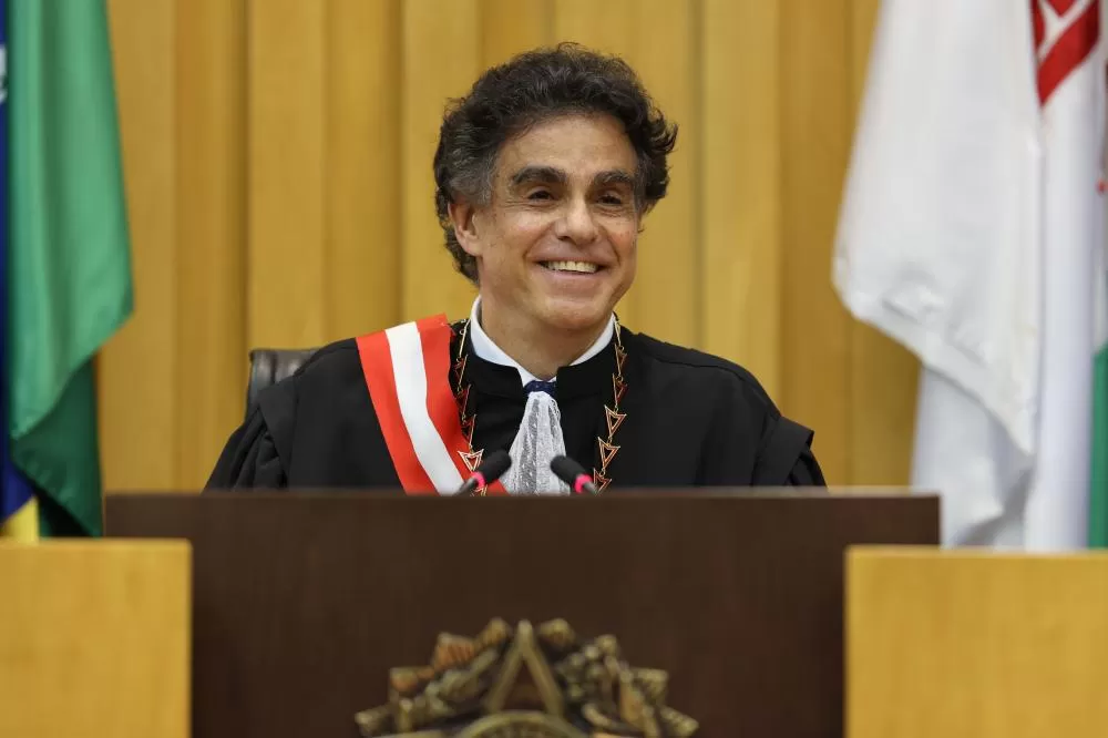 Vieira de Mello Filho assume TST com defesa da democracia, da liberdade e do trabalho decente.