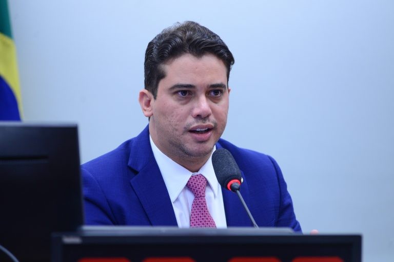 Projeto permite bônus em razão do desempenho obtido pelo professor