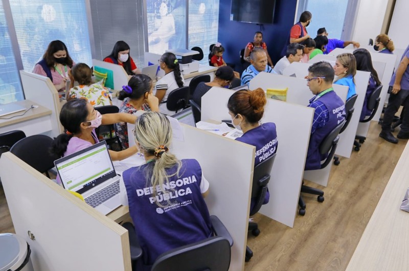‘Carreta da Defensoria’ é inaugurada com mutirão de atendimentos na zona leste
